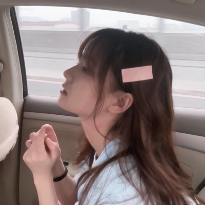 美男子咖啡厅中的少女游戏